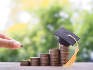 HECS: Should you play down your student debt early?